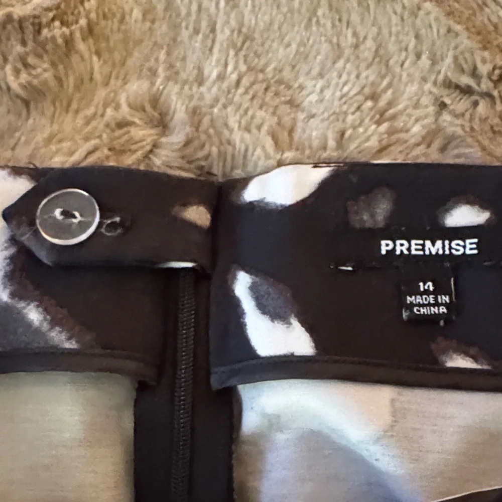 Premise Women’s Pencil Skirt – Size 14 - Picture 6 of 8